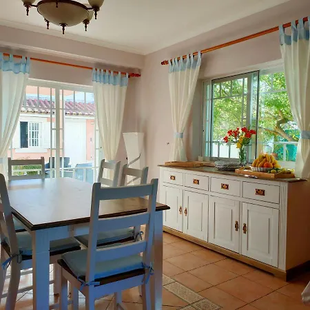 Bed & Breakfast Shardana Sesimbra